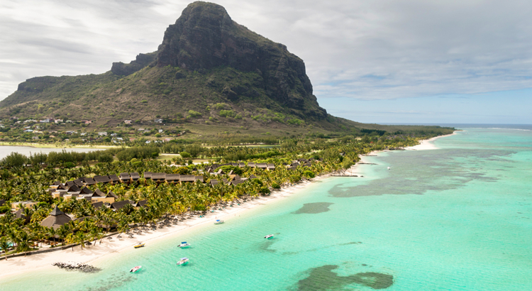 Mauritius Le Morne mit Strand Foto MTPA Koschel